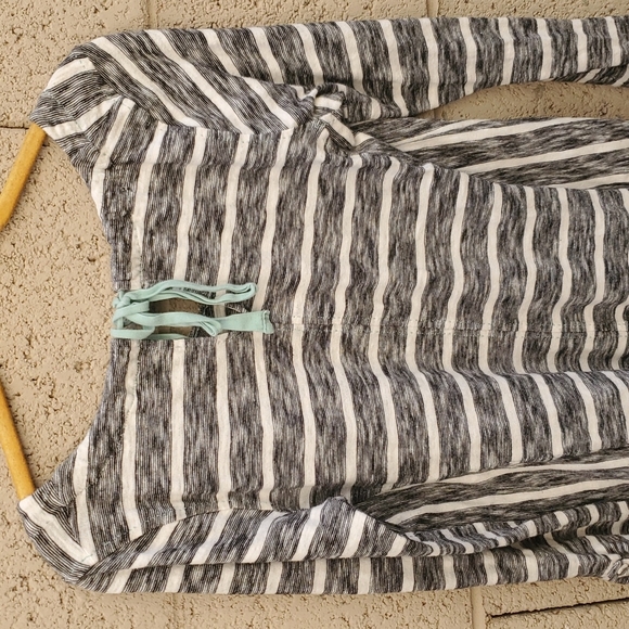 Anthropologie By 9-HI5 STCL Long Sleeve Back Tie Striped Top. - Picture 6 of 10